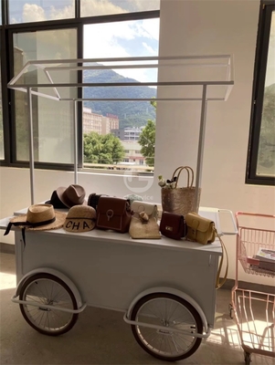 Produits fruitiers Matériaux premiers Café Tricycle Ice Cream Food Cart avec CE Mobile Pancake Food Truck