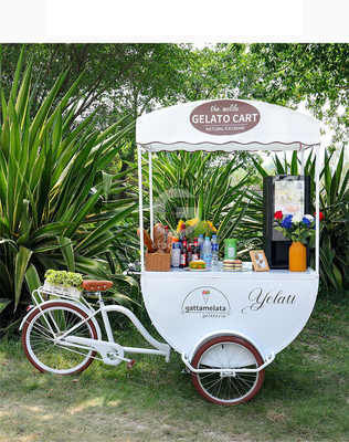 200*90*230cm Petits chariots de vente de hot-dogs parfaits pour vendre des collations sur les stands de plage