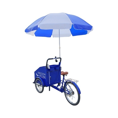 Ventes de collations dans la rue avec des équipements de cuisine personnalisés sur un chariot électrique à 3 roues