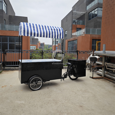 Restaurant Beau design Affichage décoratif 110*70cm Chariot de nourriture tricycle avec parapluie