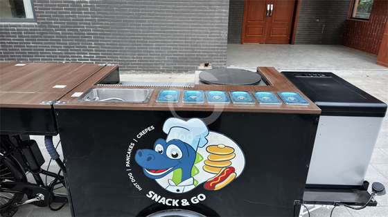 Carton alimentaire à trois roues à vélo, haute productivité pour la vente de restauration rapide dans la rue