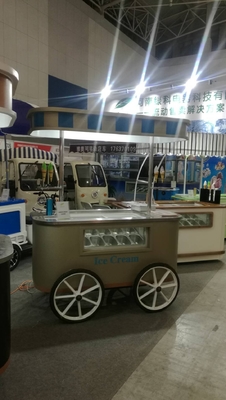 Voiture à glace à poussée mobile avec vitrine