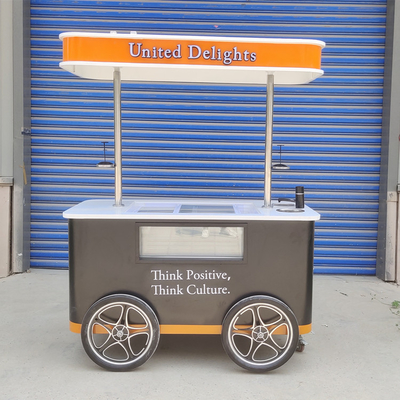 Chariot de crème glacée italien pour l' extérieur