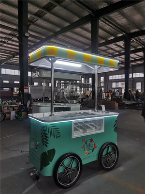2023 Nouveau type de tricycle italien avec machine à glaçons