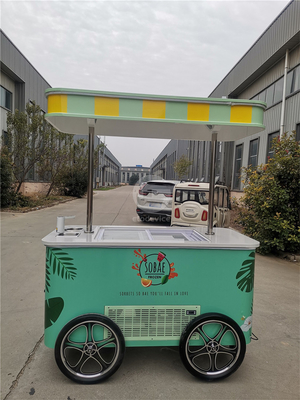 2023 Nouveau type de tricycle italien avec machine à glaçons