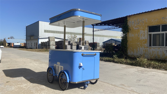 La gastronomie mobile dévoilée explore le monde des chariots à trois roues