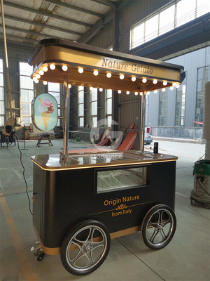 2024 nouveau type Mobile Italienne de la glace à poussée manuelle chariot avec congélateur d'affichage Gelato stand chariot