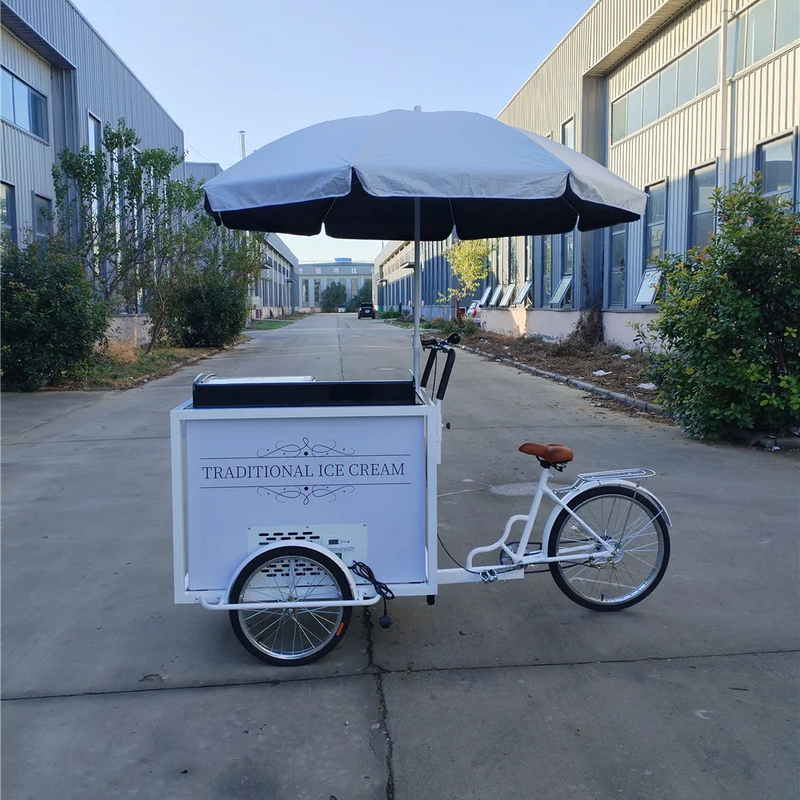 Camion mobile de crème glacée 220V/380V pour les commerces de nourriture de rue dans les ateliers de réparation de machines