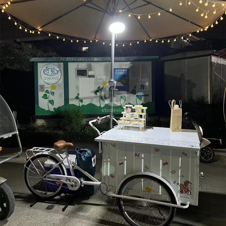 Capacité de 200 kg Couleur personnalisée Chariot de restauration rapide Vélo électrique camion de crème glacée