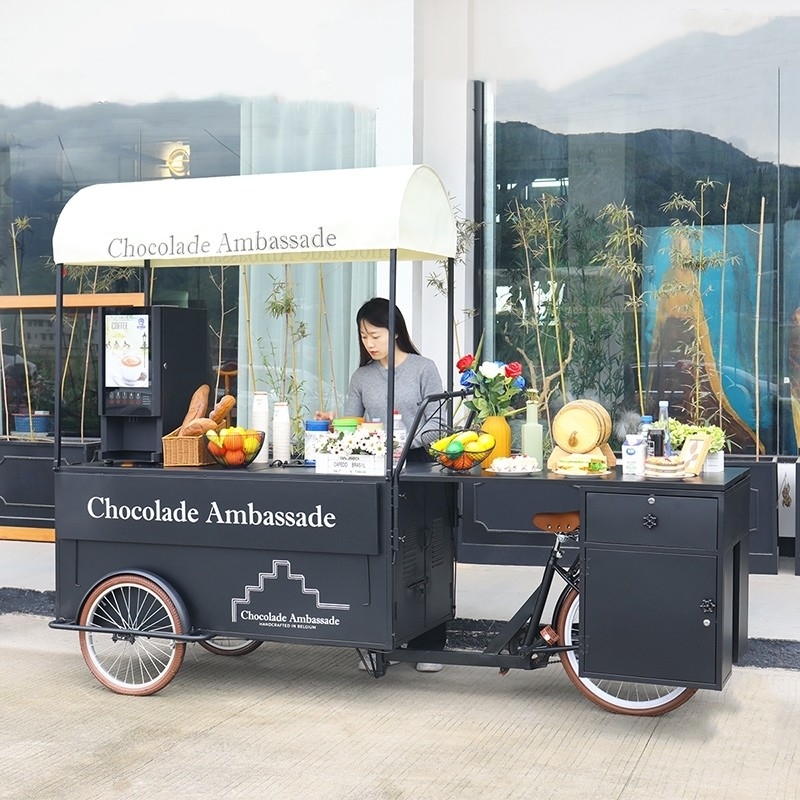 Entretien sur le terrain Cuisine complète Outdoor Truck alimentaire à trois roues mobiles pour 1-2 personnes