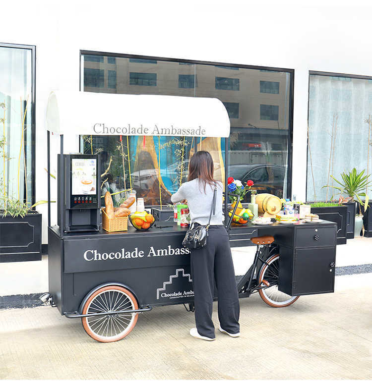 Chariot de vente mobile de café avec tension 220V/380V et équipement de cuisson personnalisé